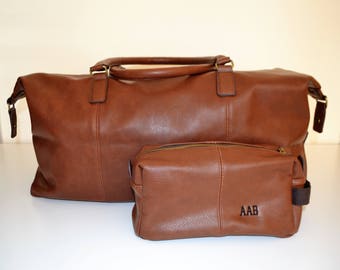 Personalized Mens travel bag set, Personalized Groomsmen Gift, Mens travel bag, Mens toiletry Bag, Best Man gift, Groomsman Gift, Weekender