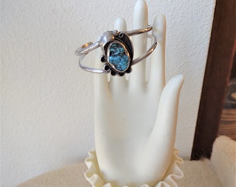 Bracciale vintage in argento sterling con centro in turchese