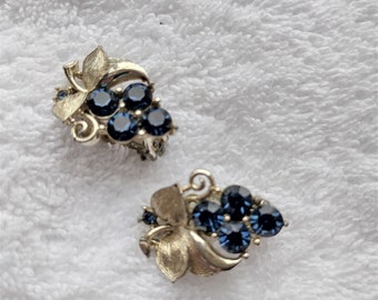 Vintage Lisner Blue Rhinestone and Silver Tone Clip-On Earrings