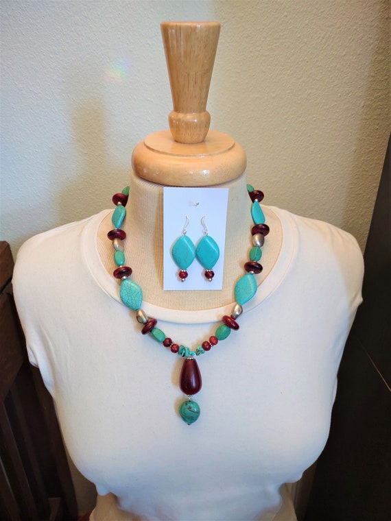 Turquoise and Red Resin Beaded Pendant Necklace an