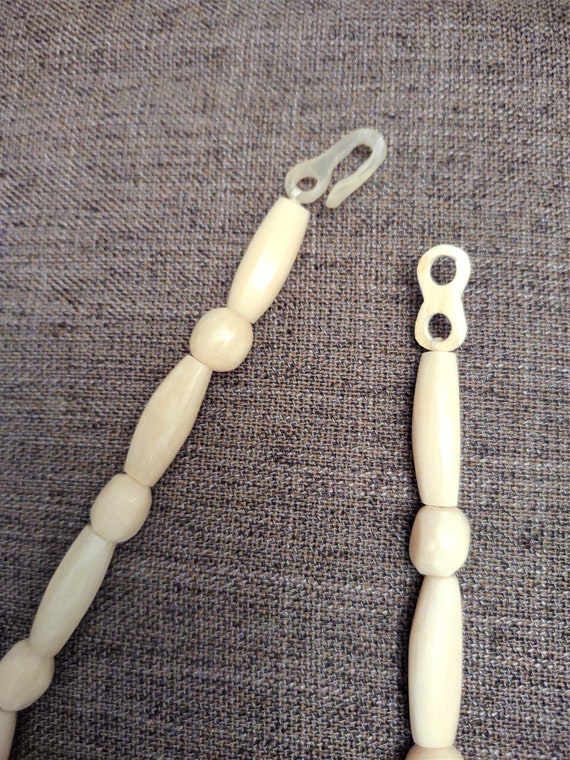 Vintage Handmade Bone Bead Necklace - image 4