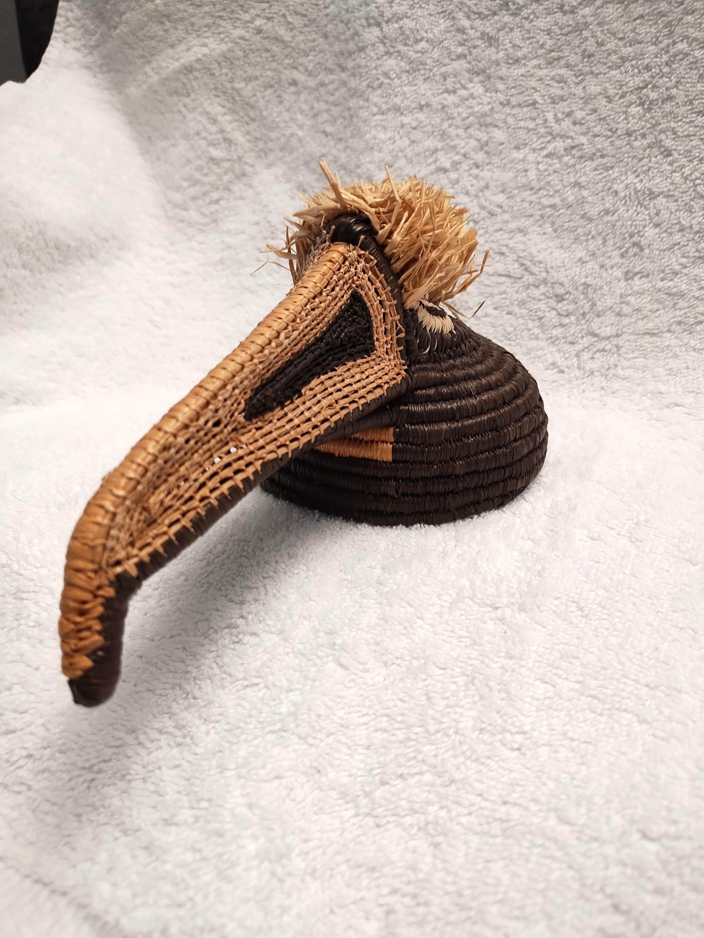 Panama Bird Mask - Etsy display picture 1