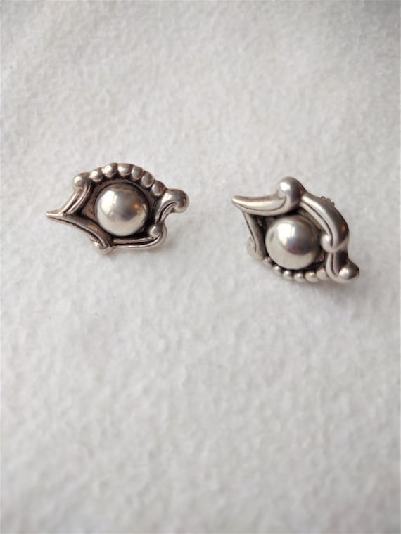 Sterling Earrings with Raised Bump-Out Suns Screw 
