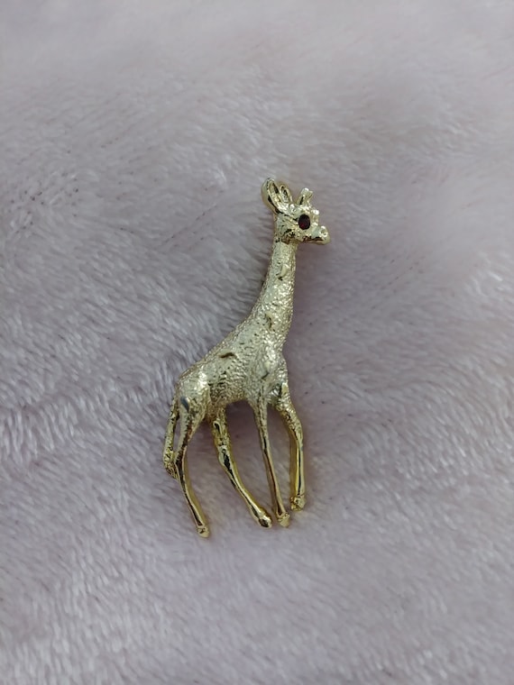 Giraffe Brooch - image 1
