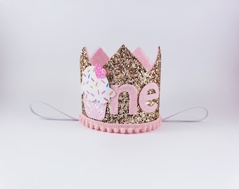 cupcake birthday party, cupcake birthday crown, our little cupcake, bake the day away, cupcake party, two sweet party, sweet little cupcake
