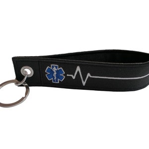 Llavero de pulsera EMT EMS Medic Rescue con señal de EKG, llavero de texto personalizado, etiqueta bordada, soporte para llavero, bolsa de etiquetas personalizada