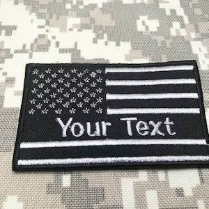 Écusson personnalisé avec nom Your Text, écusson adhésif pour le nom des États-Unis, drapeau des États-Unis, support à crochets à fixer ou à coudre, dimension 9 cm X 5,5 cm