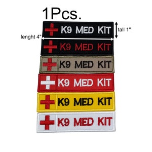 Patch/Écusson Broderie à Coudre - Bouclier Gris Avec Deux Sabres Noir Dans Un Rectangle Sous Un