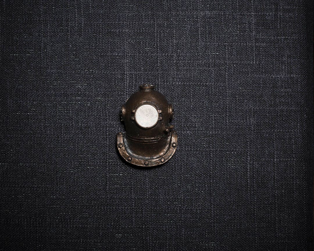 Deep Sea Diver Helmet Magnet - Etsy
