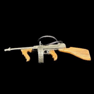 Tommygun, ornamento mitragliatrice Thompson