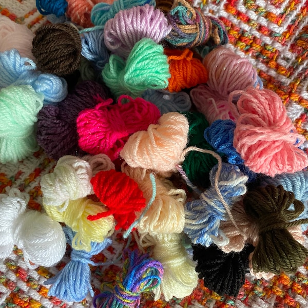 Yarn Ends, Yarn Scraps, Mixed Colours, Odds and Ends, Junk Journal, Weaving, Collage, Scrapbooking, Kids Crafting