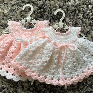 Pretty Handmade Crochet Baby Dress Short Sleeve Frills 0-6 Months