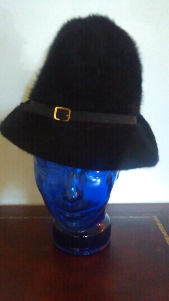 Rare Vintage One of a Kind Womens Kangol Hat from 