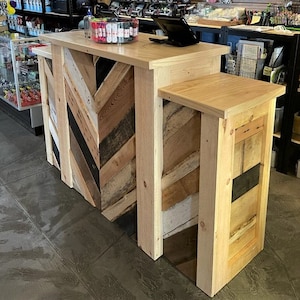 Custom Reclaimed Wood Retail Counter: L-Shape Cash Wrap