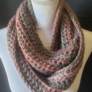 The Sweet Pea Infinity Scarf in Earthenware, Chunky Infinity Scarf, Infinity Scarf, Chunky Scarf, Ribbed Scarf, Fall and Winter Accessories