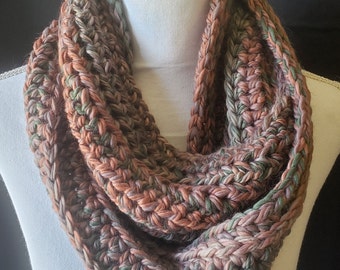 The Sweet Pea Infinity Scarf in Earthenware, Chunky Infinity Scarf, Infinity Scarf, Chunky Scarf, Ribbed Scarf, Fall and Winter Accessories