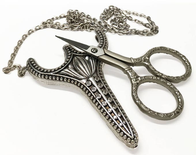 3.5" Heirloom Scissors Pendant from Sullivans USA SUL39840
