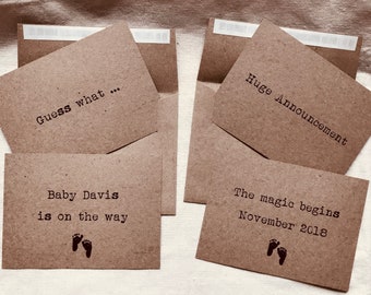 Set of 4 Double sided Personalized Pregnancy Announcement Card - pregnancy reveal card - Brown kraft - rustic pregnancy announce- surprise