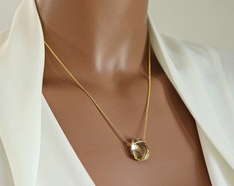 Licht gele lemon topaz handgesneden teardrop ketting op Sterling Zilver of 22K Vermeil fijne ketting, onregelmatige gevormde gladde tear drop ketting