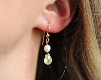 Green Garnet Faceted Teardrop, Fresh Water Pearl & 14K Gold Fill Earrings // Light Green and White, Lightweight Dainty Delicate Earrings