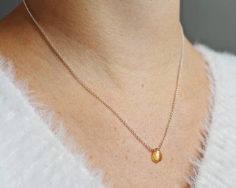 Gefacetreede Citroen Topaas Teardrop ketting op Vermeil of Sterling Silver Fine Chain, Yellow & Gold Ketting, Tiny Delicate Sparkly Ketting