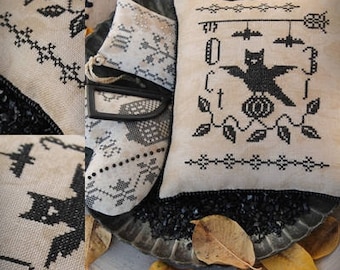 Oct 31 / Primitive cross stitch pattern / PDF