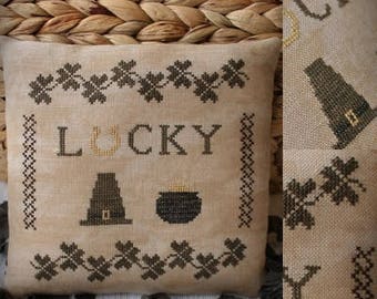Shamrock / Cross stitch pattern / PDF / St. Patrick's Day