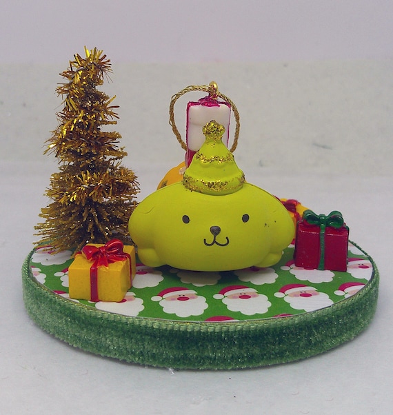 Pompompurin Balances His Gifts