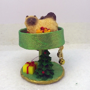Persian Cat Christmas Ornament