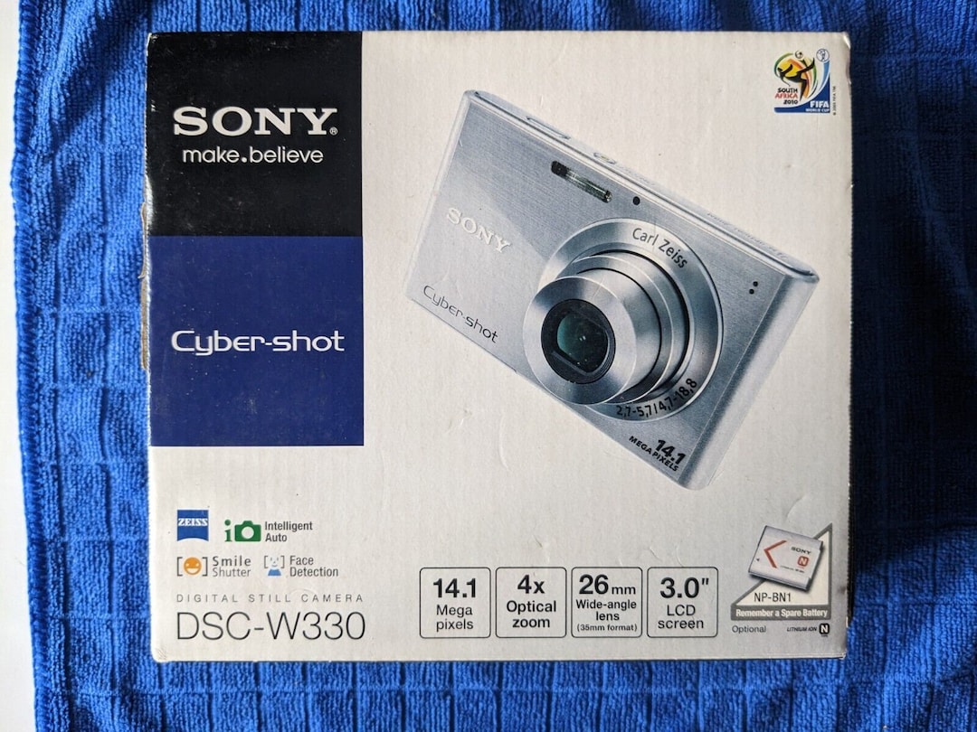 海外モデル　SONY Cyber-Shot DSC-W330　ブルー Amazon.com : Sony DSC-W330 14.1MP Digital Camera with 4x