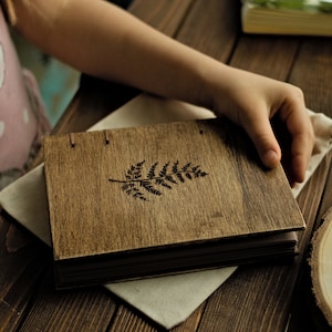 Fern leaf- personalized wooden notebook a6, wooden journal, custom engraved notebook, a6 sketchbook, sketchbook with a bag