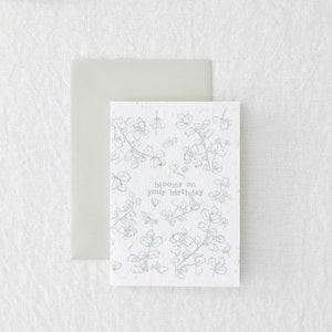 Fleurs d'anniversaire - Carte de voeux à graines à planter - Respectueux de l'environnement - Fleurs sauvages - Floral bleu et blanc