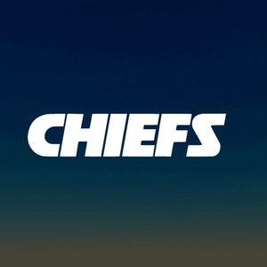 Pode incluir: Texto branco em um fundo degrad&ecirc; azul que l&ecirc; "CHIEFS".