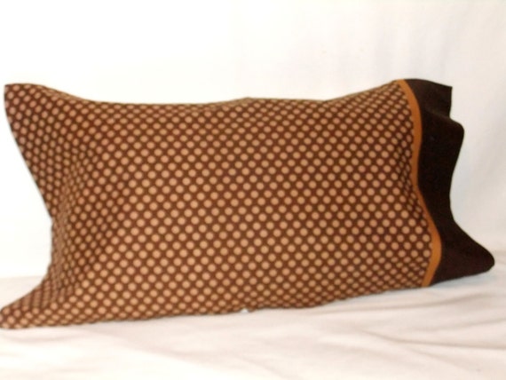 gold polka dot pillowcase