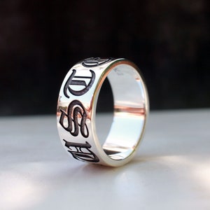 Old English Name Ring, Customisable Silver Ring, Personalised Jewellery, Gothic Font