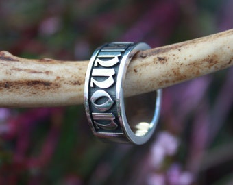 Gothic Name Ring, personalised ring, unique wedding band