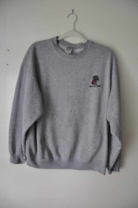 bass pro shops sweatshirt