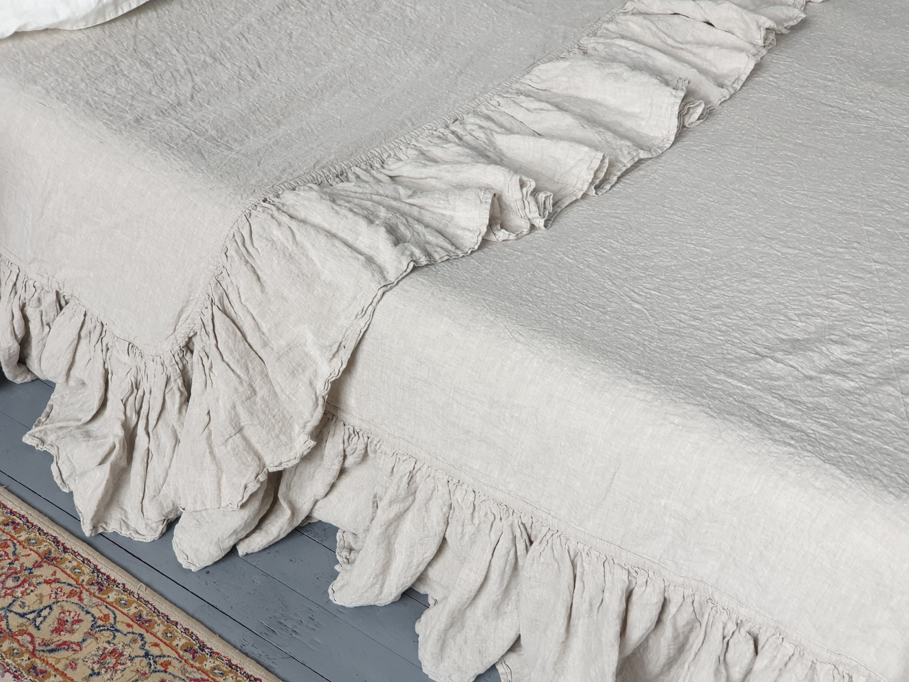 Linen flat sheet with ruffle on 4 sides. Vintafe chabby chic Etsy