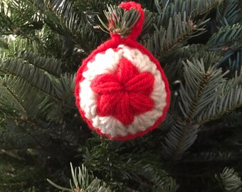 Puff Center Christmas Ornament Crochet Pattern