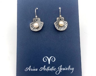 Sterling Silver Clam Shell Earrings Ocean Jewelry, Beach Shell Pendant Pearl Jewelry, Pearl Earrings Shell Jewelry Beach Earrings