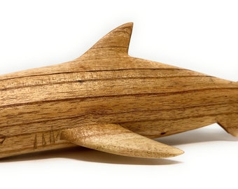 Hai aus Holz Haifigur Haifisch - handgearbeitet - Holzfigur - Skulptur