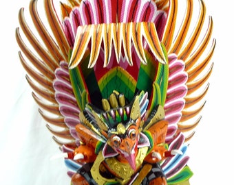 Garuda the bird of the gods from Bali hand carved and handpainted 18 inch ( 70 cm) 4.3 kg