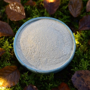 Dream Herbs Temple - Organic Ashwagandha Powder + 5% Extract, Whitania Somnifera, a certified organic product imported from India and lab-controlled in the UK