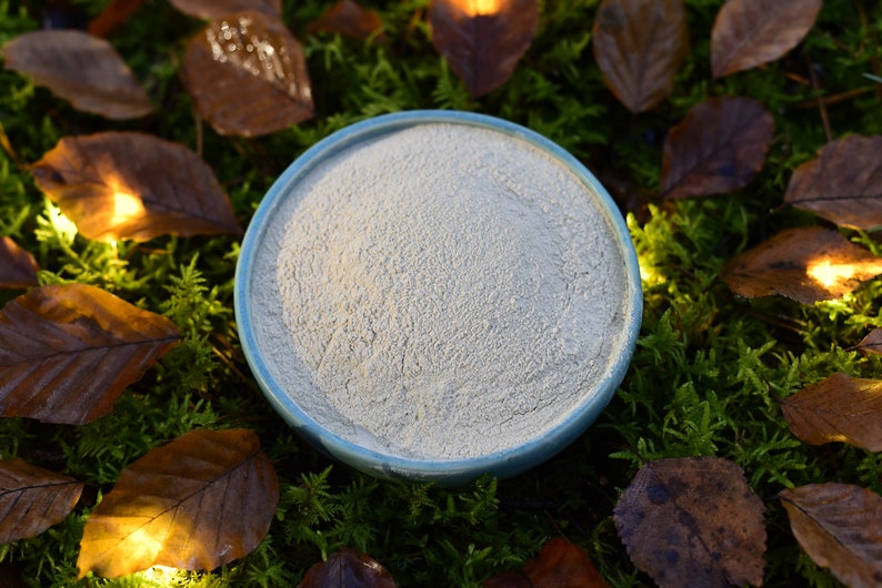 Dream Herbs Temple - Organic Ashwagandha Powder + 5% Extract, Whitania Somnifera, a certified organic product imported from India and lab-controlled in the UK