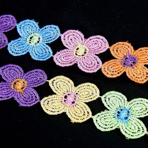 Daisy Lace Trim x 1m Flower Sewing Dressmaking Edging Multi Coloured 30mm LC5