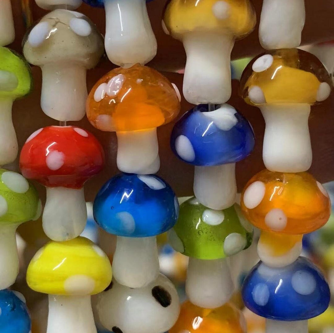 Glass Mushroom Beads 25 Mushrooms Lampwork Murano Spacers Keyrings glass-mushroom-beads-25-mushrooms-lampwork-murano-spacers-keyrings