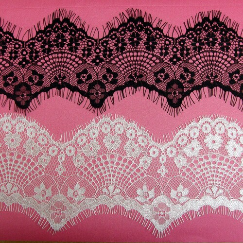Bordure en dentelle festonnée blanche ou noire : 70 mm de large, 3 m de long