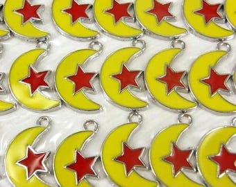 Yellow Enamel Half Moon Charm: Silver Tone Pendants (Pack of 20 )