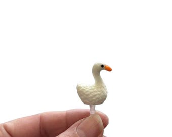 6 goose cake toppers: reusable plastic bird decorations