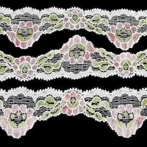 3m of 4cm/40mm Pretty White & Pink Floral Scalloped Stretch Picot Lace LC65